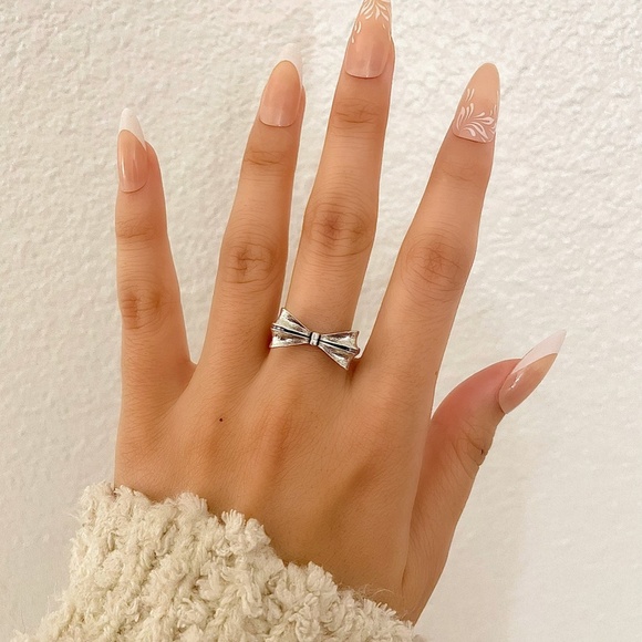 925 Sterling Silver Bow Ring Minimalist Ring Dainty Ring Band Stackable Ring - Picture 4 of 6